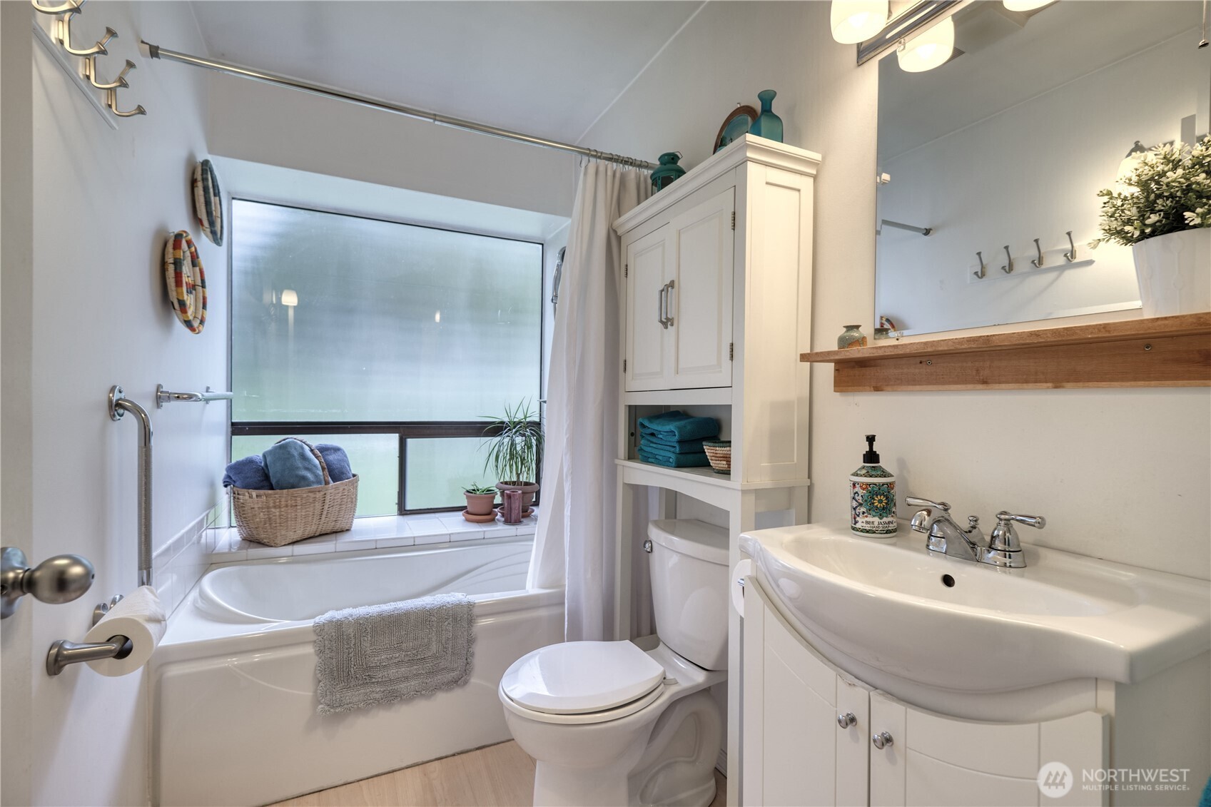 1984 Johnson Road Point Roberts, WA 98281 - Photo 19 of 40