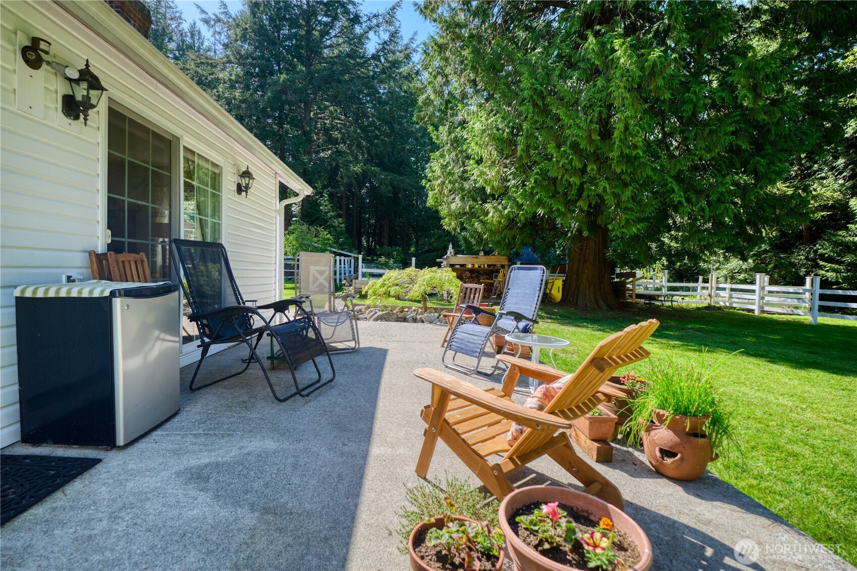 1984 Johnson Road Point Roberts, WA 98281 - Photo 35 of 40