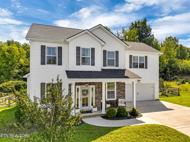 $449,900 | 1248 Madison Oaks Road, Knoxville, TN 37924