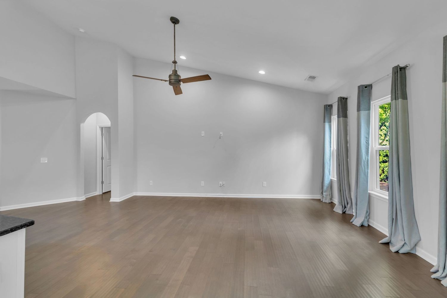 2827 Kellner Drive Murfreesboro, TN 37128 - Photo 17 of 26 a view of an empty room with a window