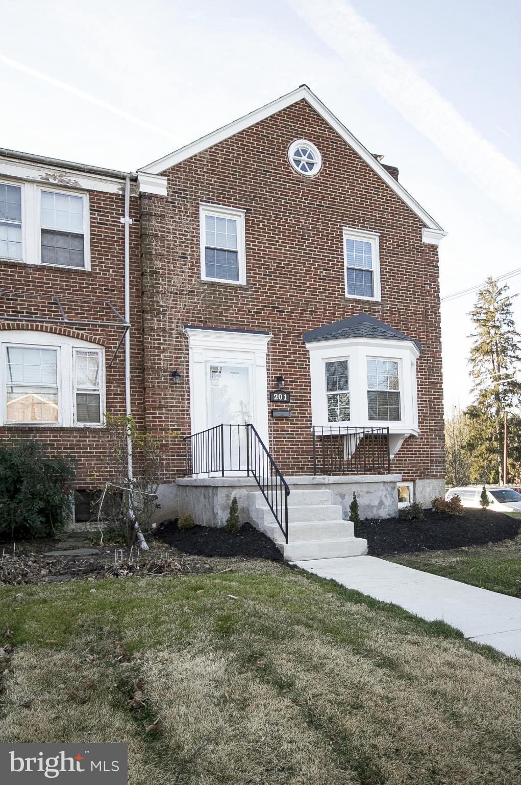 201 Blenheim Road Baltimore, MD 21212 - Photo 2 of 30 All Brick