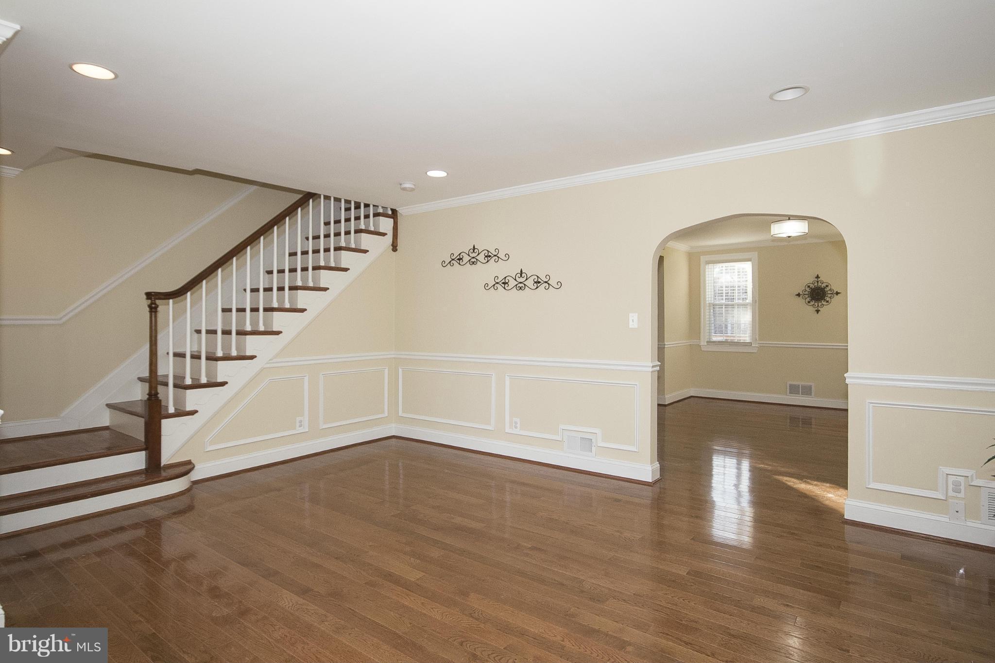 201 Blenheim Road Baltimore, MD 21212 - Photo 15 of 30 Great Flow for Entertaining