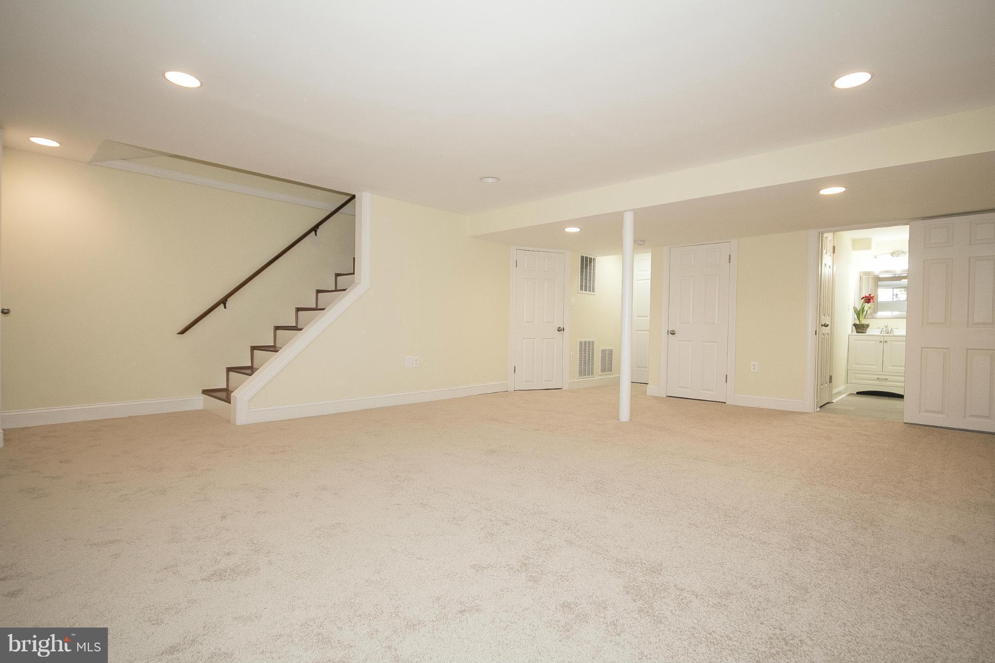 201 Blenheim Road Baltimore, MD 21212 - Photo 25 of 30 Fresh Carpet