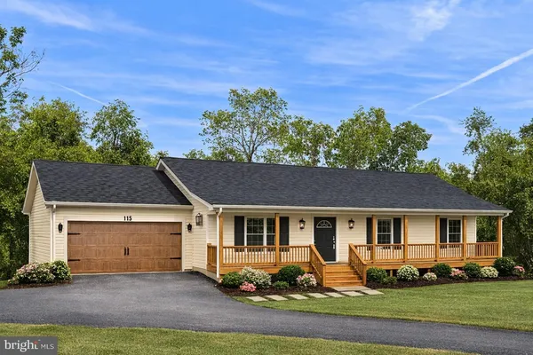 $475,000 | 400 Bluebird Way, Front Royal, VA 22630