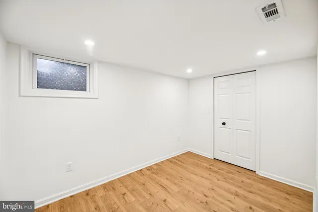 $679,900 | 6347 Chimney Wood Court, Alexandria, VA 22306