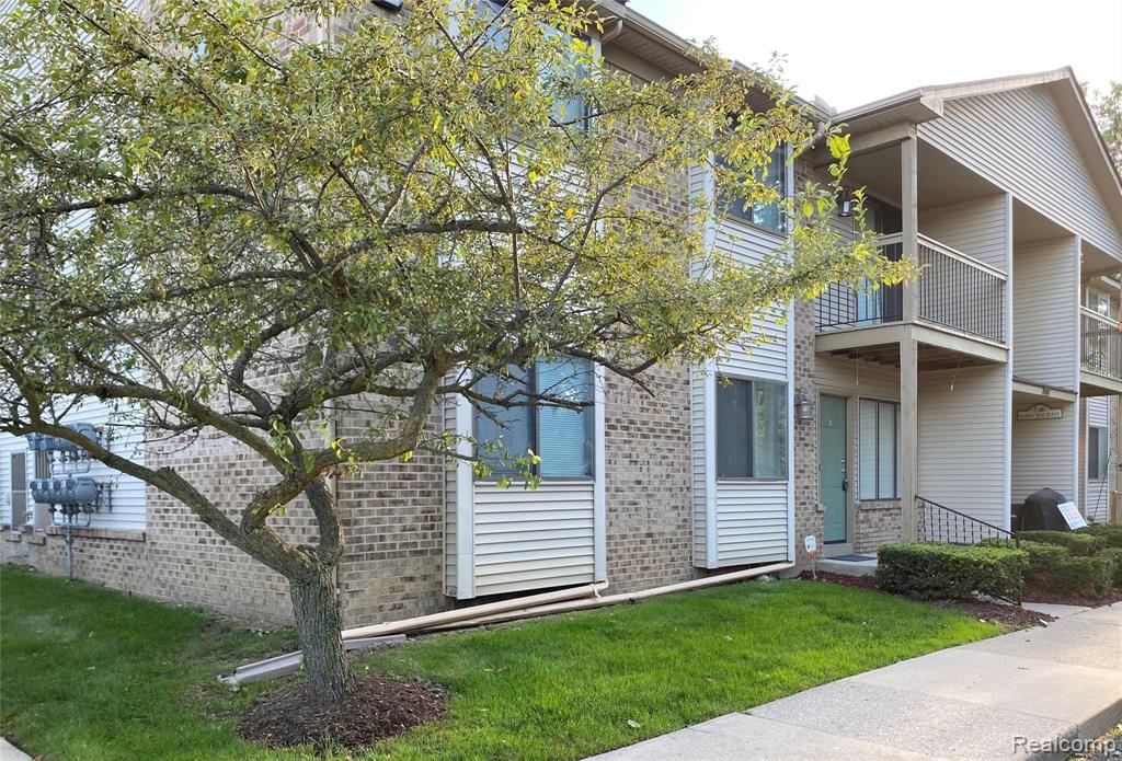 24050 Middlebelt Road, Unit 1 Farmington Hills, MI 48336 - Photo 2 of 13