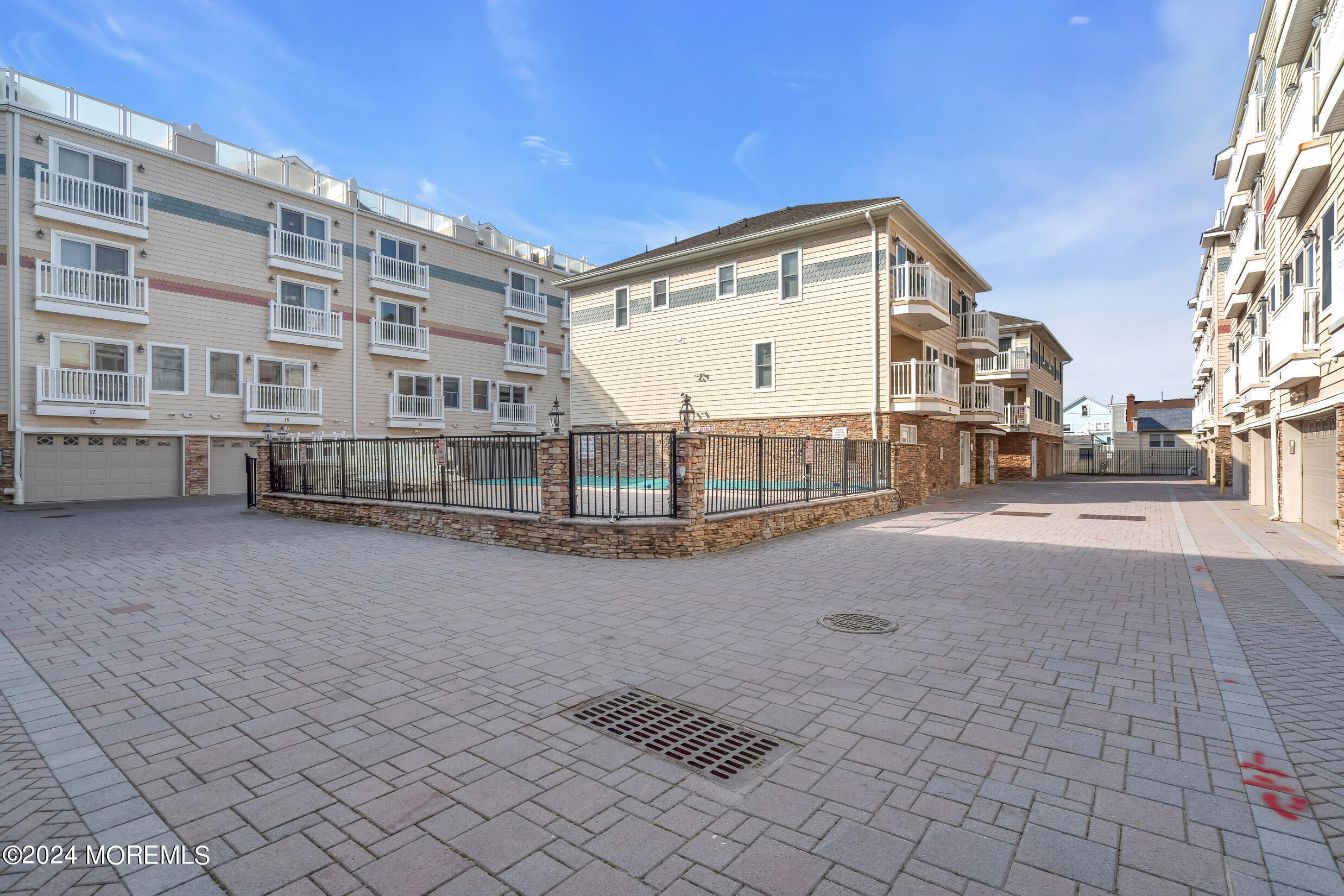 21 Blaine Avenue, Unit 11 Seaside Heights, NJ 08751 - Photo 14 of 94 3 (1)