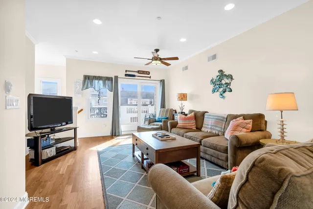 $5,000 | 21 Blaine Avenue, Unit 11, Seaside Heights, NJ 08751