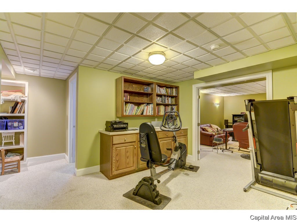812 Wythe Road Springfield, IL 62702 - Photo 31 of 36