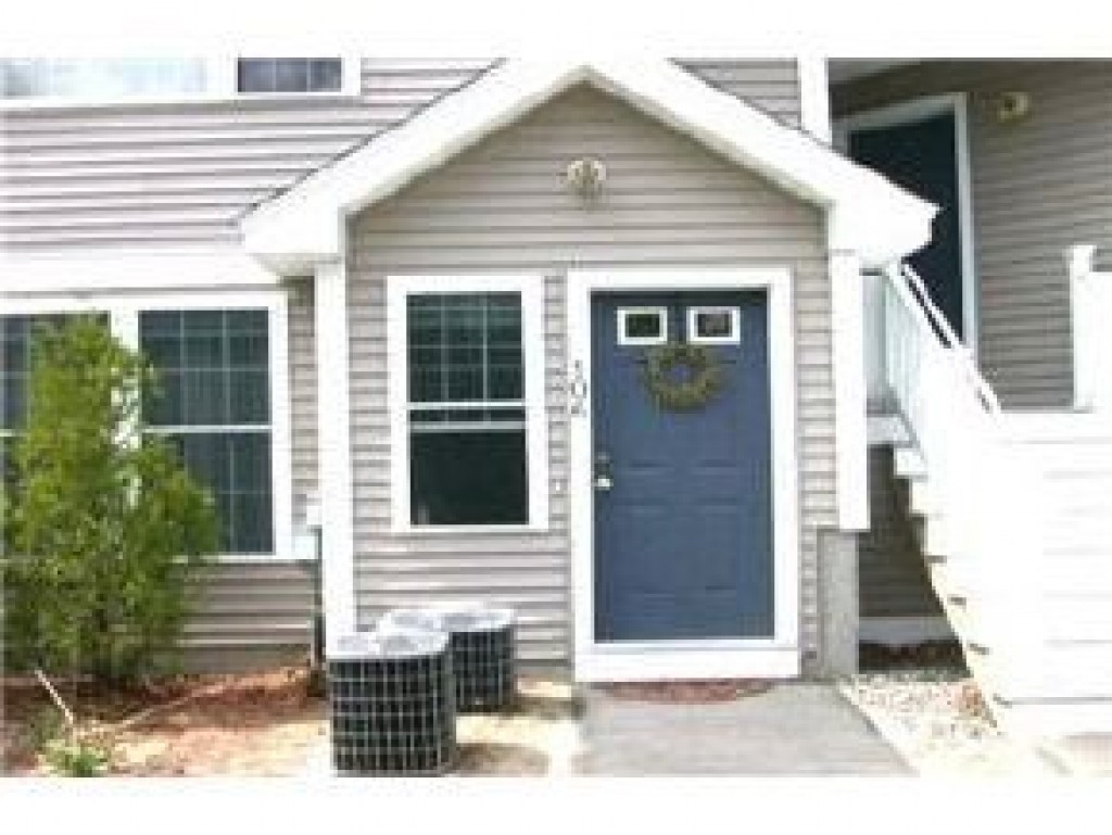 1 Maple Ridge Drive, Unit 105 Merrimack, NH 03054 - Photo 1 of 1