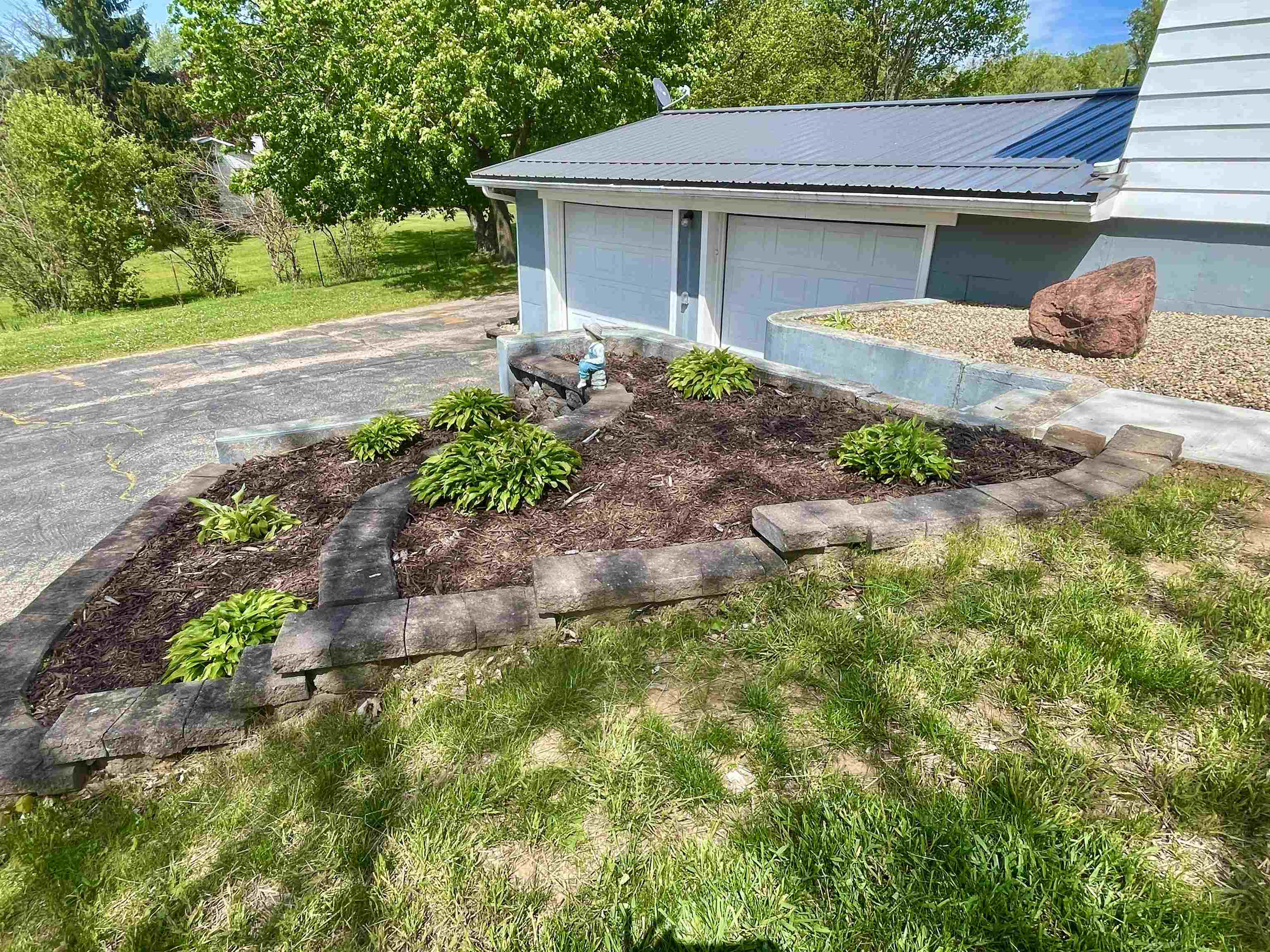 N5846 Dunning Road Pardeeville, WI 53954 - Photo 7 of 62
