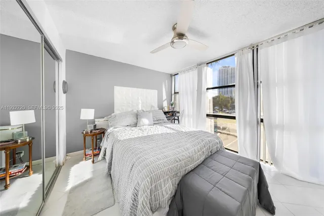 $3,100 | 800 Parkview Drive, Unit 230, Hallandale Beach, FL 33009
