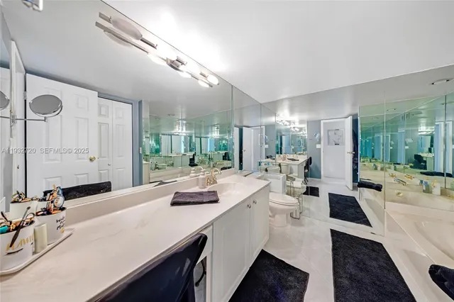 $3,100 | 800 Parkview Drive, Unit 230, Hallandale Beach, FL 33009