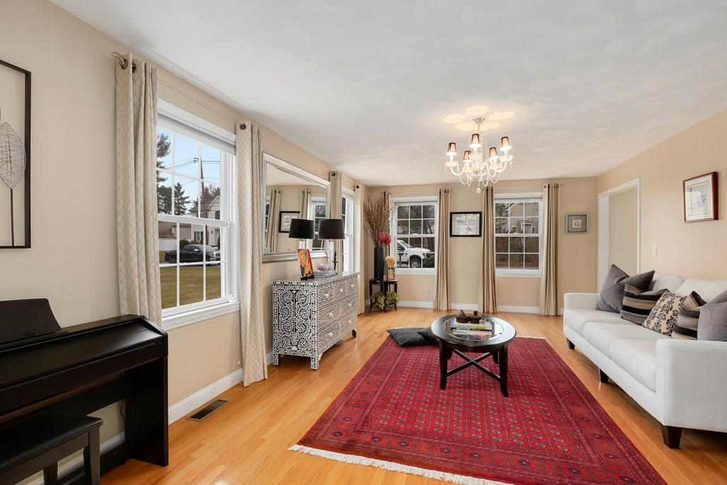 42 Lowell Road North Reading, MA 01864 - Photo 16 of 34 Gallery Image 16