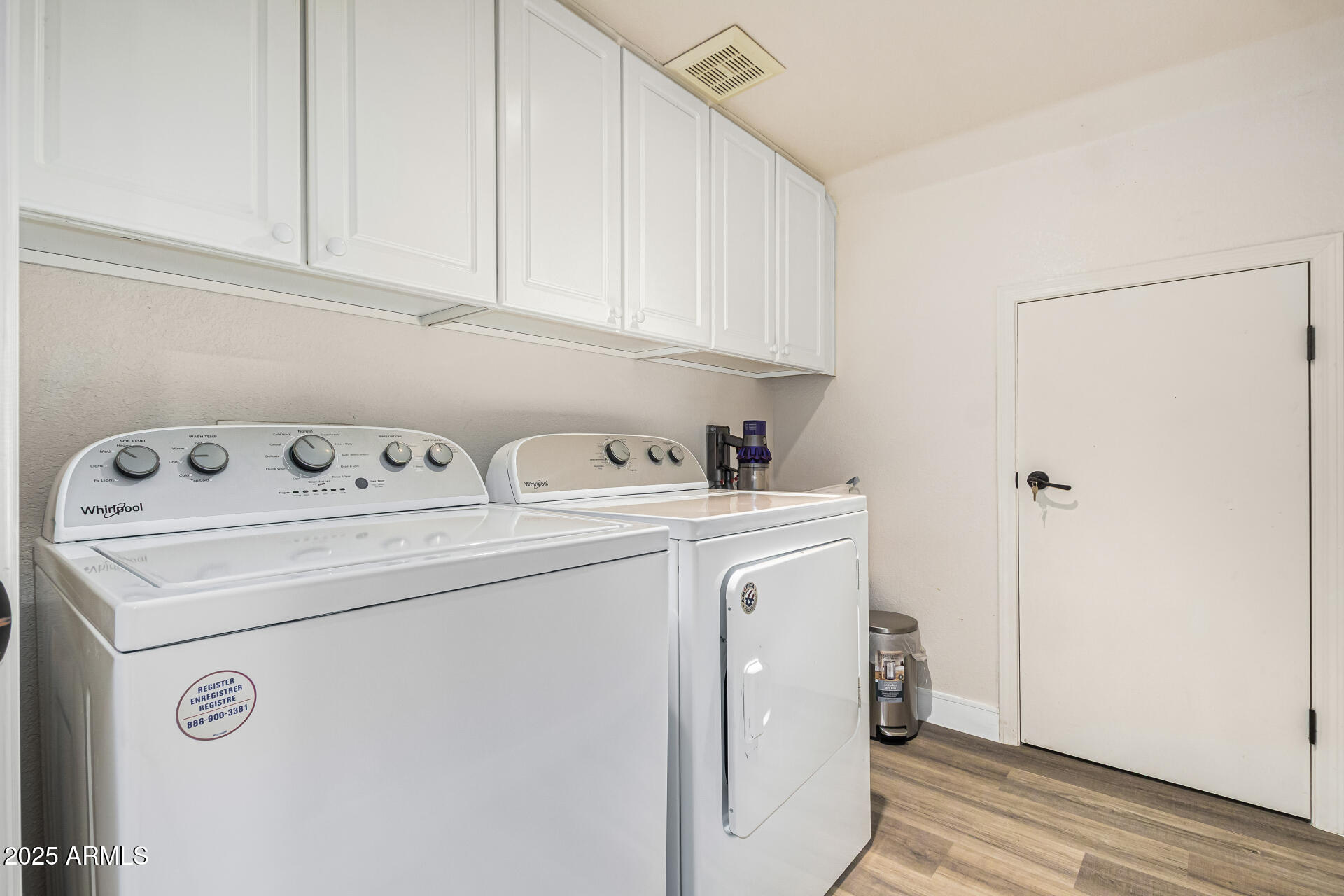 1038 East Harrison Court Gilbert, AZ 85295 - Photo 23 of 27 a utility room with dryer and washer