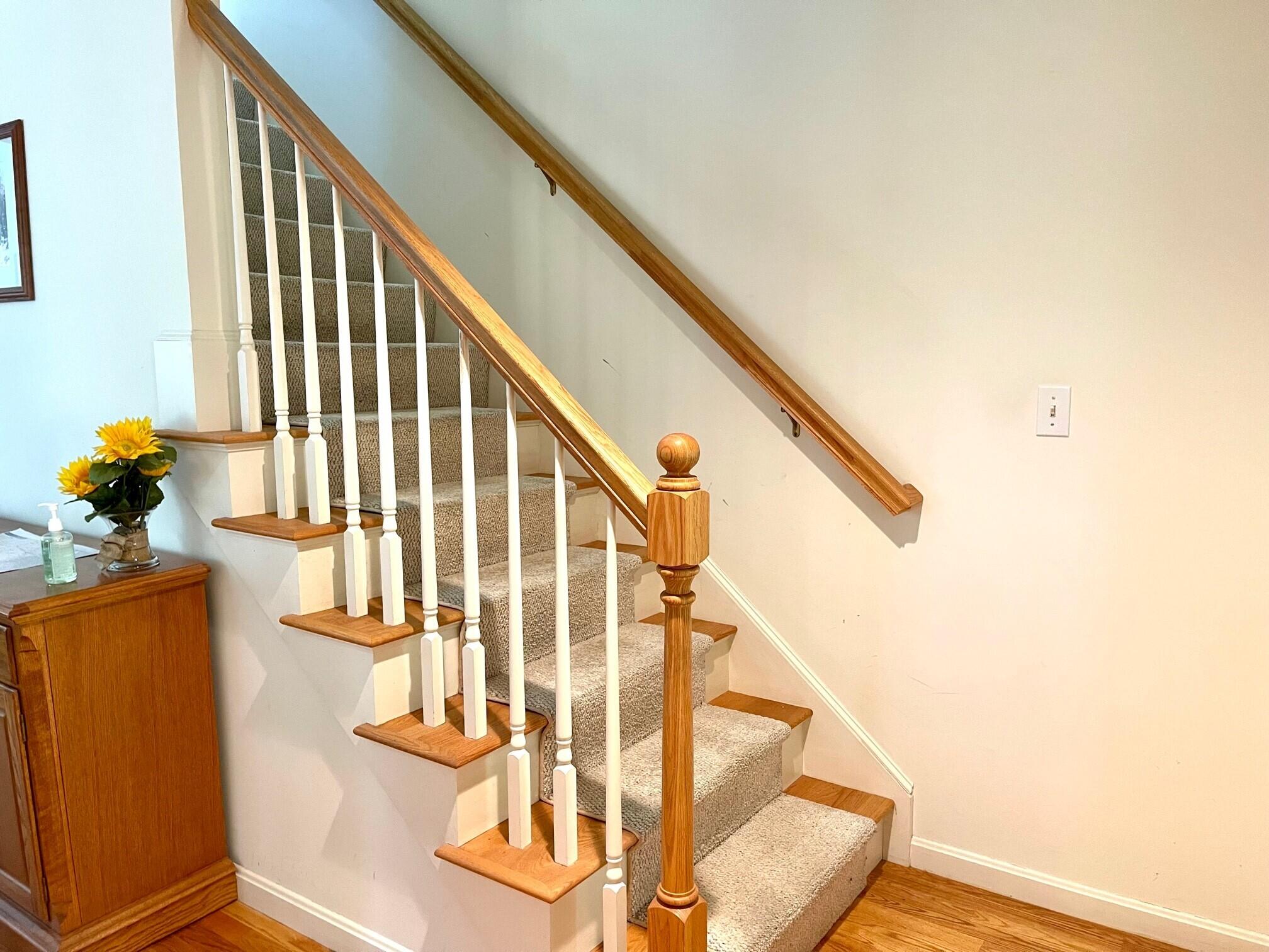 19 Windsor Commons Drive, Unit 19 Kennebunk, ME 04043 - Photo 42 of 68 Staircase up