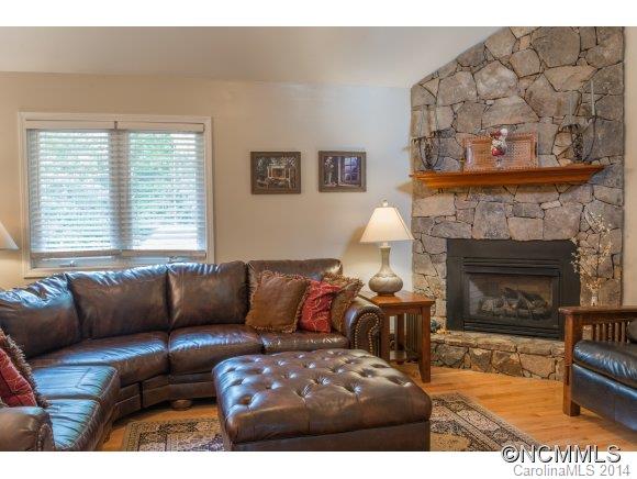 24 Buckle Ridge Weaverville, NC 28787 - Photo 5 of 22 Gallery Image 5