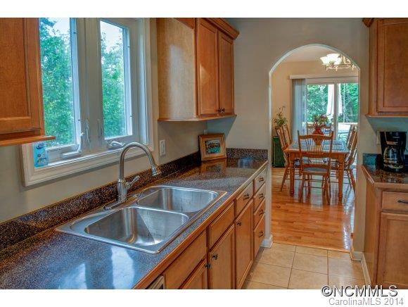 24 Buckle Ridge Weaverville, NC 28787 - Photo 10 of 22 Gallery Image 10