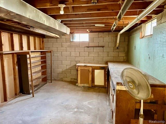 2329 Morrish Road Flushing, MI 48433 - Photo 21 of 32