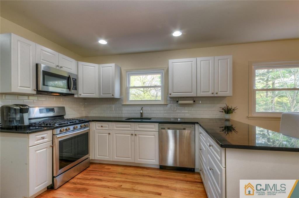 36 Clearview Road East Brunswick, NJ 08816 - Photo 6 of 21 Gallery Image 6