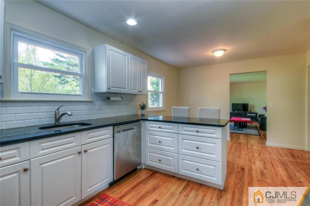 36 Clearview Road East Brunswick, NJ 08816 - Photo 7 of 21 Gallery Image 7