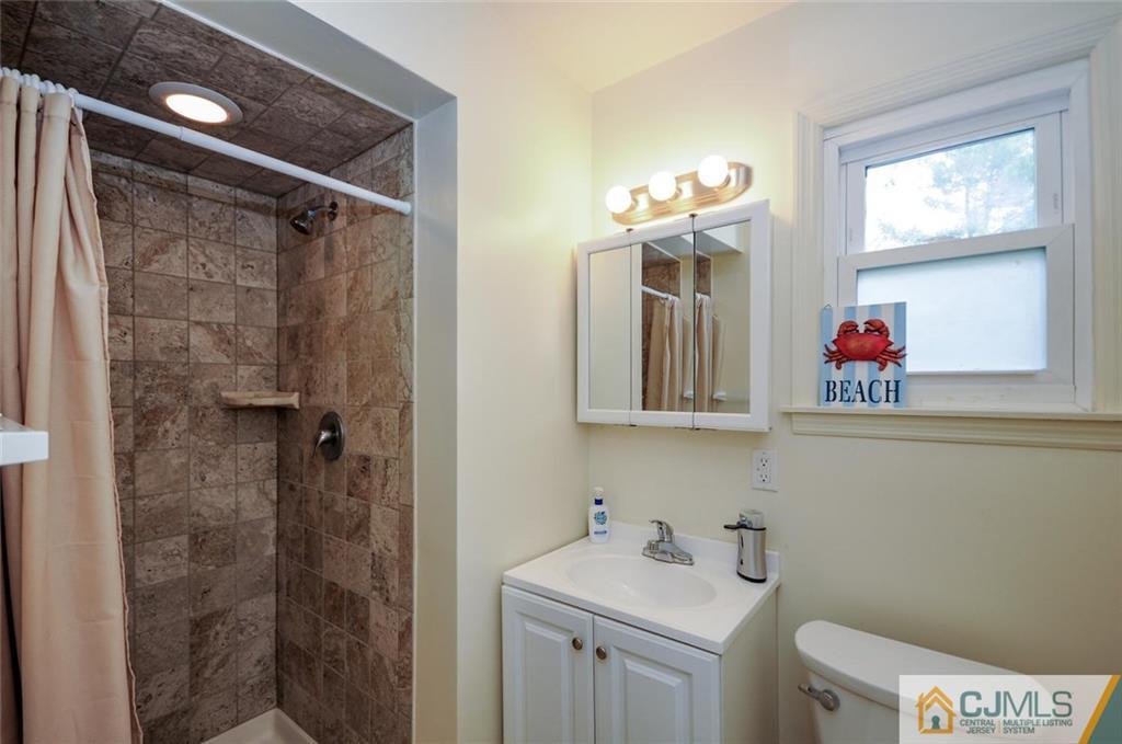 36 Clearview Road East Brunswick, NJ 08816 - Photo 9 of 21 Gallery Image 9