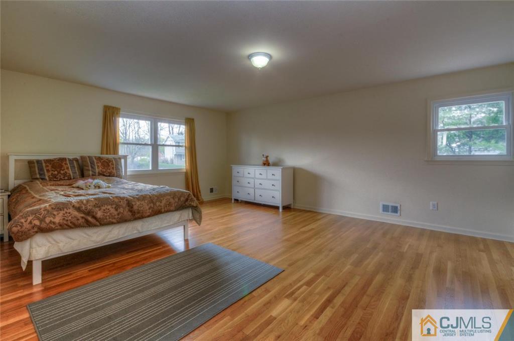 36 Clearview Road East Brunswick, NJ 08816 - Photo 10 of 21 Gallery Image 10