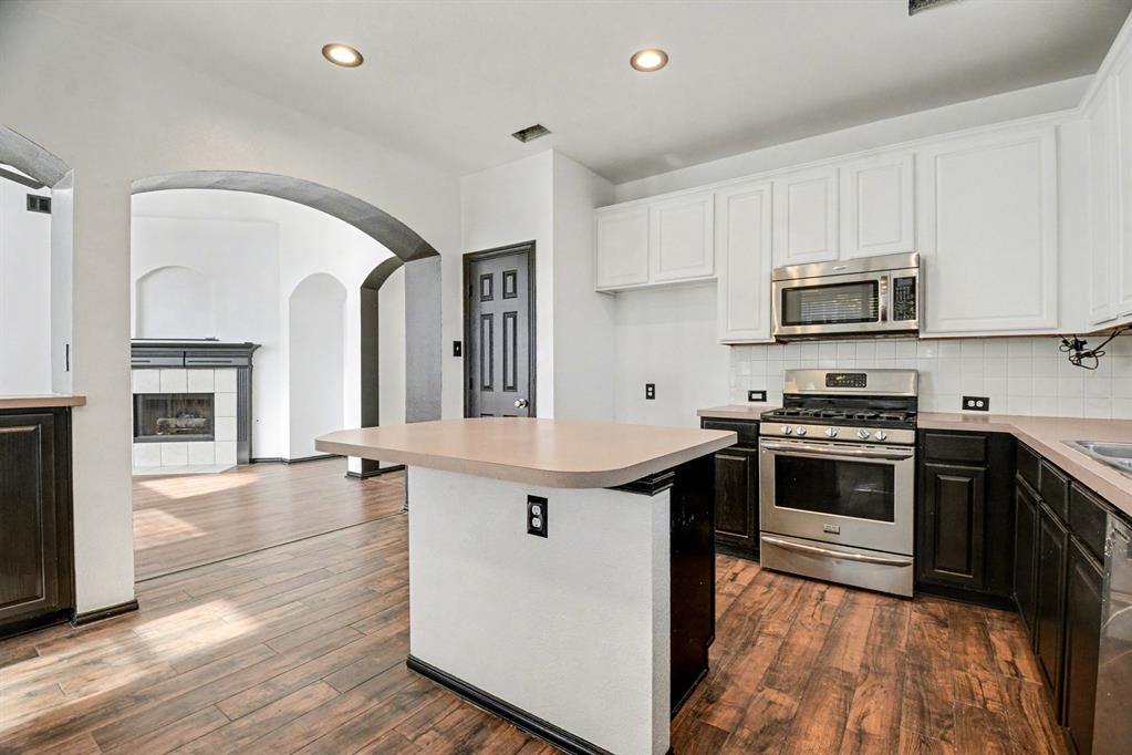 8114 Freeman Drive Rowlett, TX 75089 - Photo 5 of 18