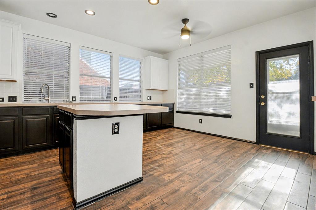 8114 Freeman Drive Rowlett, TX 75089 - Photo 6 of 18