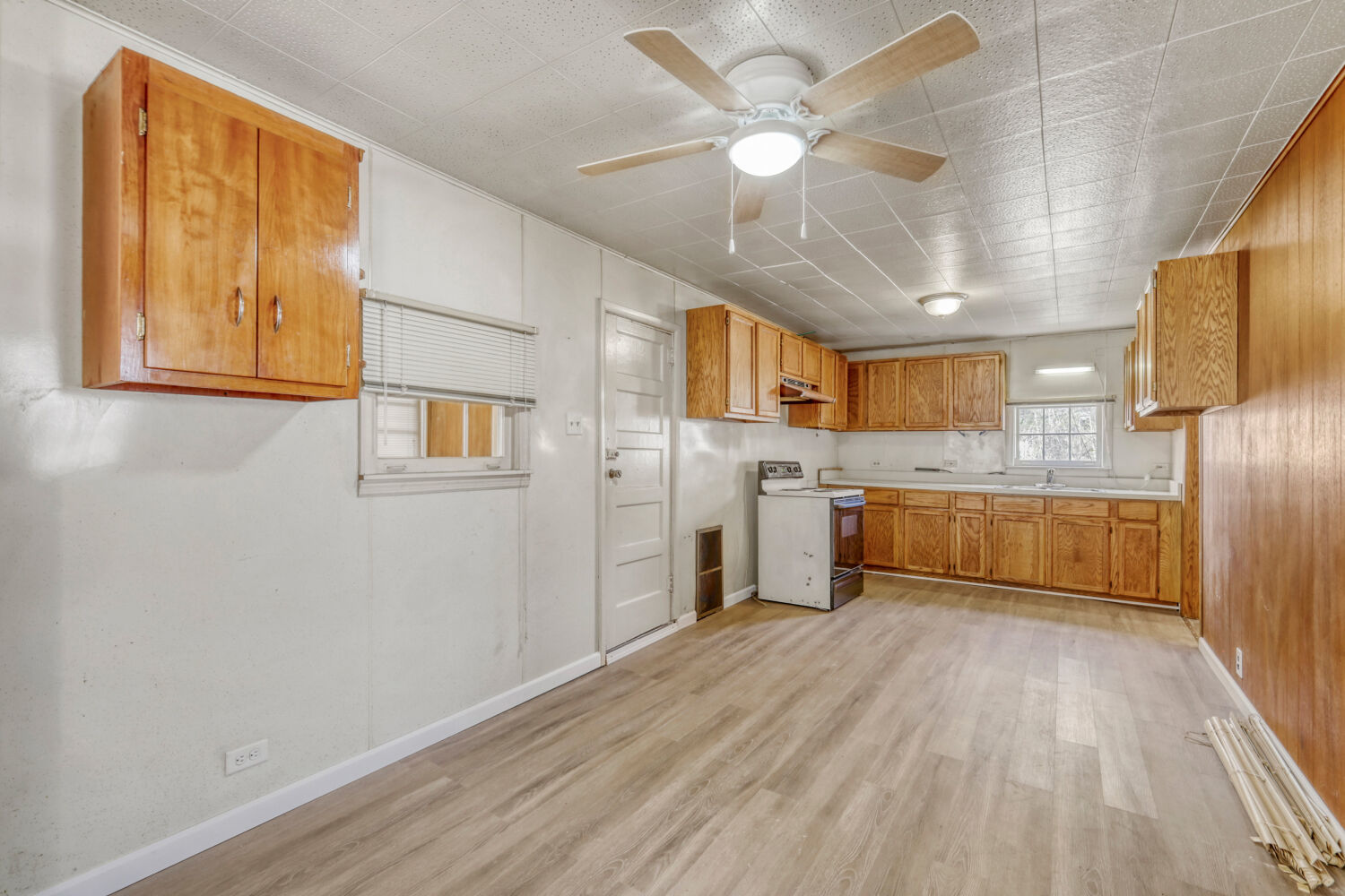 1705 Norfolk Avenue Crete, IL 60417 - Photo 10 of 17