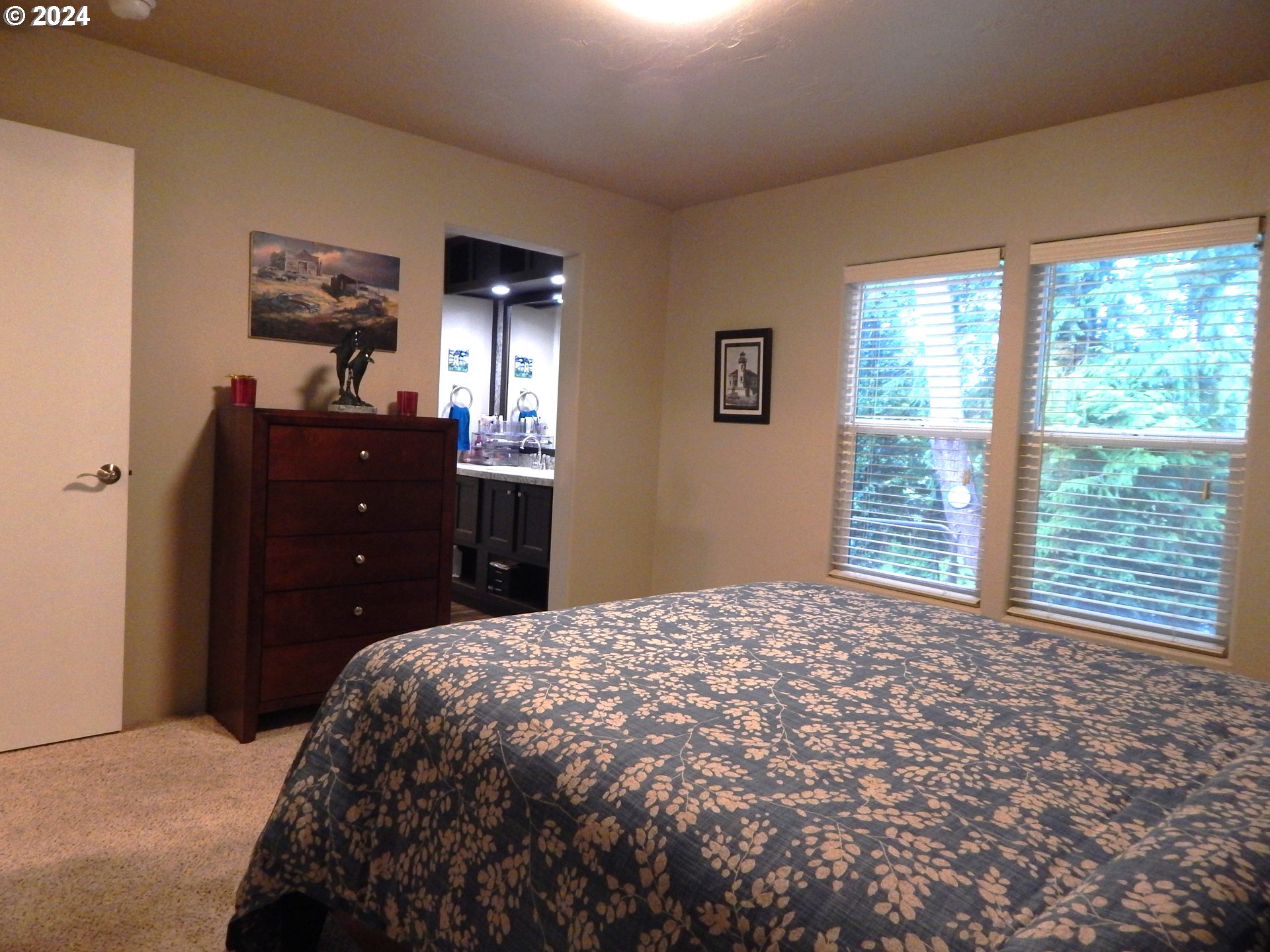 1050 North Cedar Point Road, Unit C6 Coquille, OR 97423 - Photo 14 of 32 Bedroom, Primary