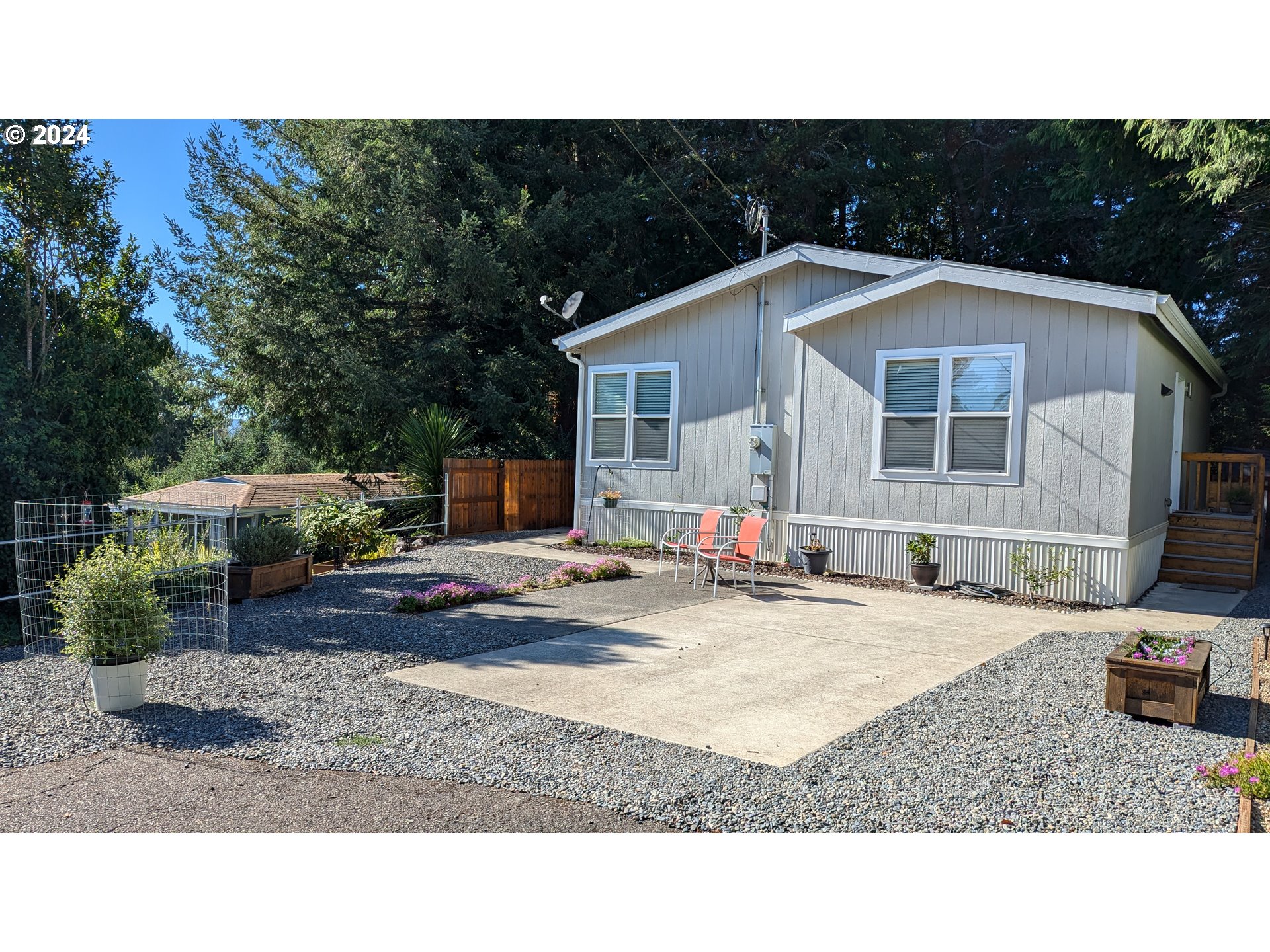 1050 North Cedar Point Road, Unit C6 Coquille, OR 97423 - Photo 3 of 32 Gallery Image 3