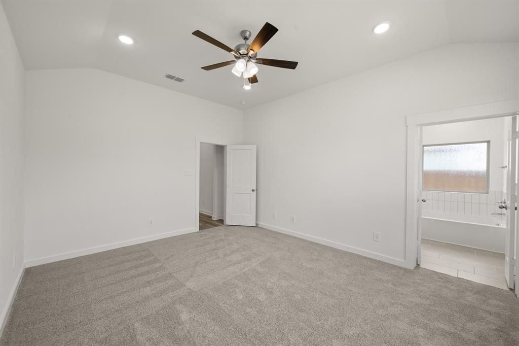 1321 Rothland Lane Red Oak, TX 75154 - Photo 15 of 33 1321 Rothland- Primary Suite-2