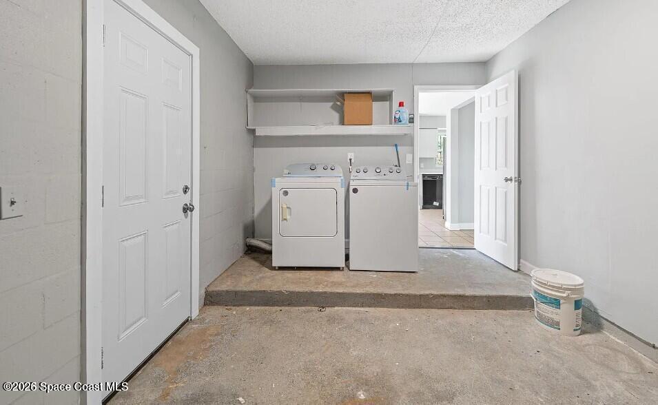 2756 Locksley Road Melbourne, FL 32935 - Photo 19 of 22 20250826210553012849000000-o