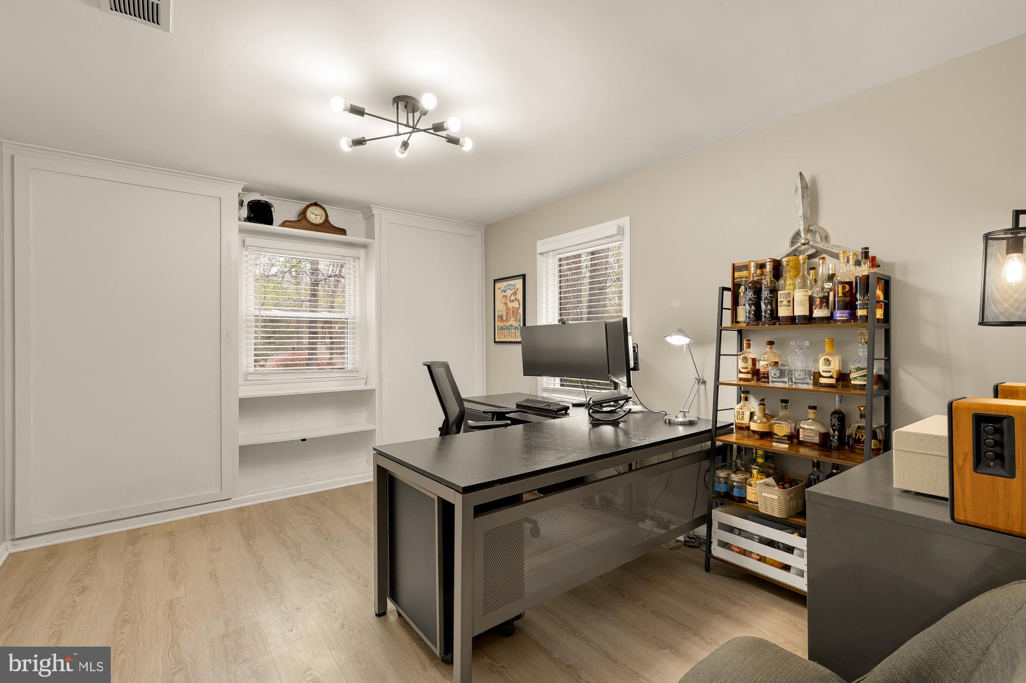2504 Fauquier Lane Reston, VA 20191 - Photo 4 of 53 Office/BR on main level