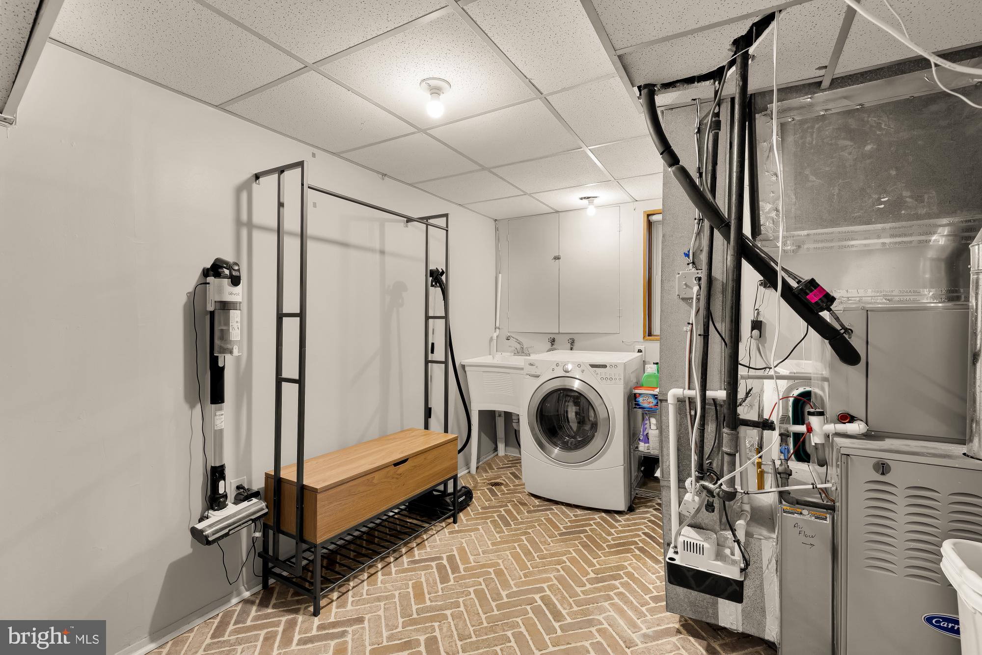 2504 Fauquier Lane Reston, VA 20191 - Photo 45 of 53 W/D/utility room off of living room