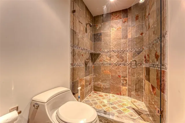 $60,000 | 1313 East Lake Drive, Fort Lauderdale, FL 33316