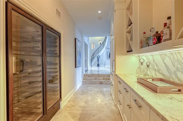 $60,000 | 1313 East Lake Drive, Fort Lauderdale, FL 33316