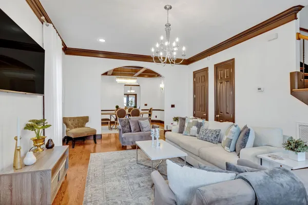 $3,950 | 1824 B 6th Avenue North, Nashville, TN 37208