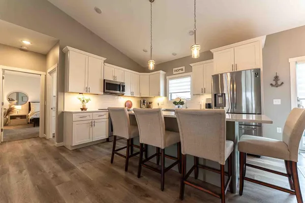 $625,000 | 1230 Crockett Drive, Holmen, WI 54636