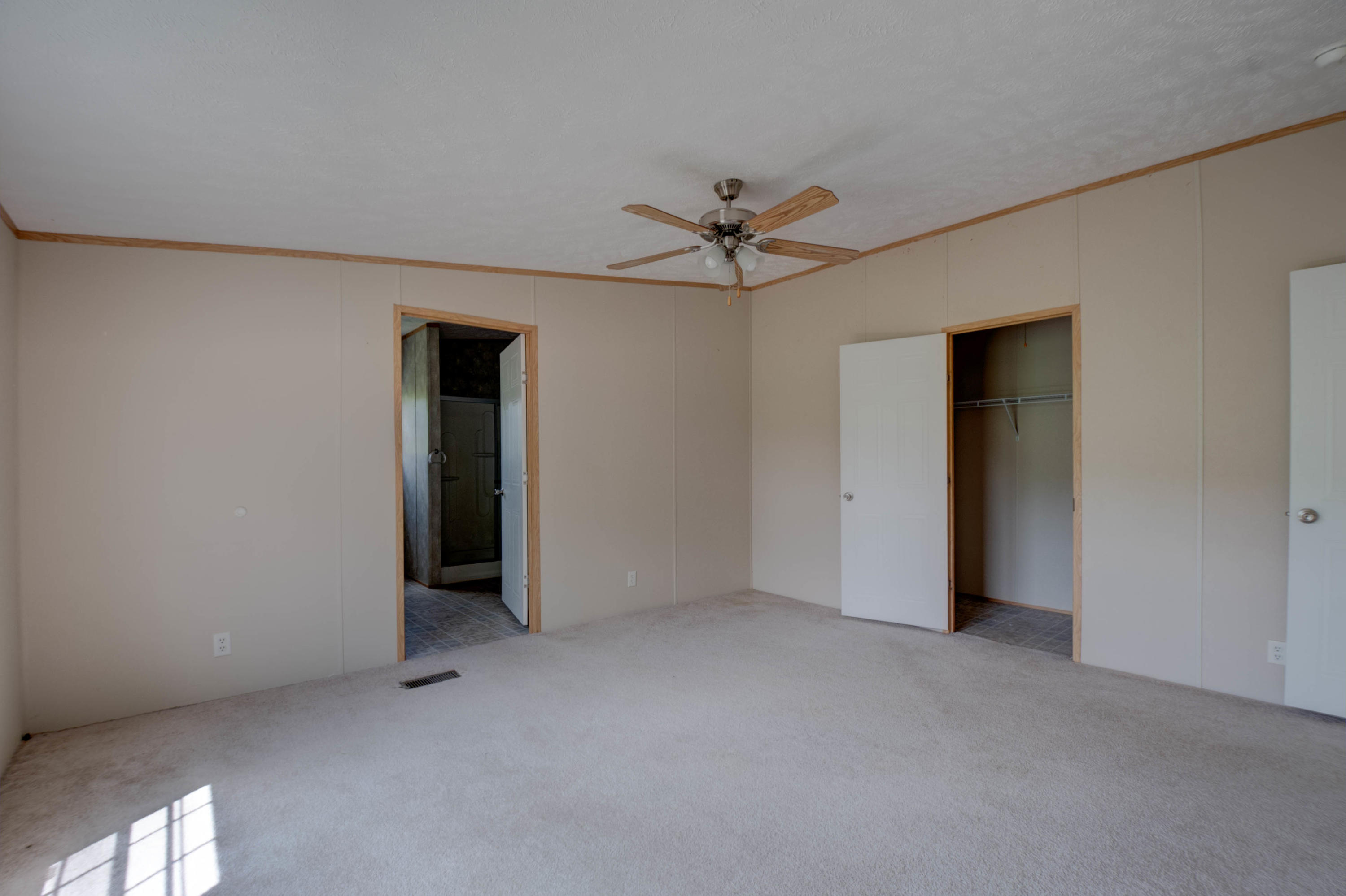216 Sugar Hollow Road Bean Station, TN 37708 - Photo 10 of 21 10