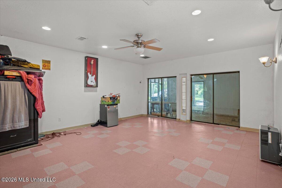 993 Highway 29 Wiggins, MS 39577 - Photo 35 of 59 35-HJ0A8668
