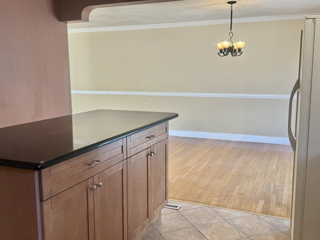 27 Sandy Ridge Circle Sharon, MA 02067 - Photo 9 of 17