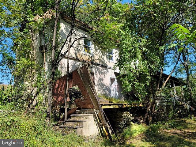 3312 Paper Mill Road Sinking Spring, PA 19608 - Photo 2 of 10