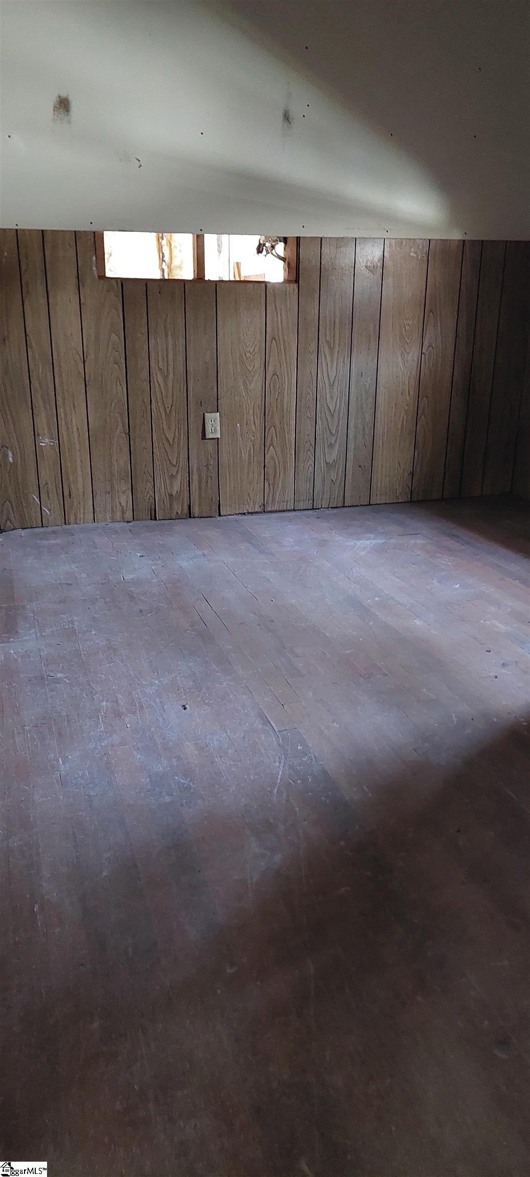 135 Glenn Road Greenville, SC 29607 - Photo 5 of 13 Gallery Image 5