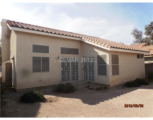 24 Knightsboro Road Henderson, NV 89074 - Photo 5 of 6 Exterior Back.