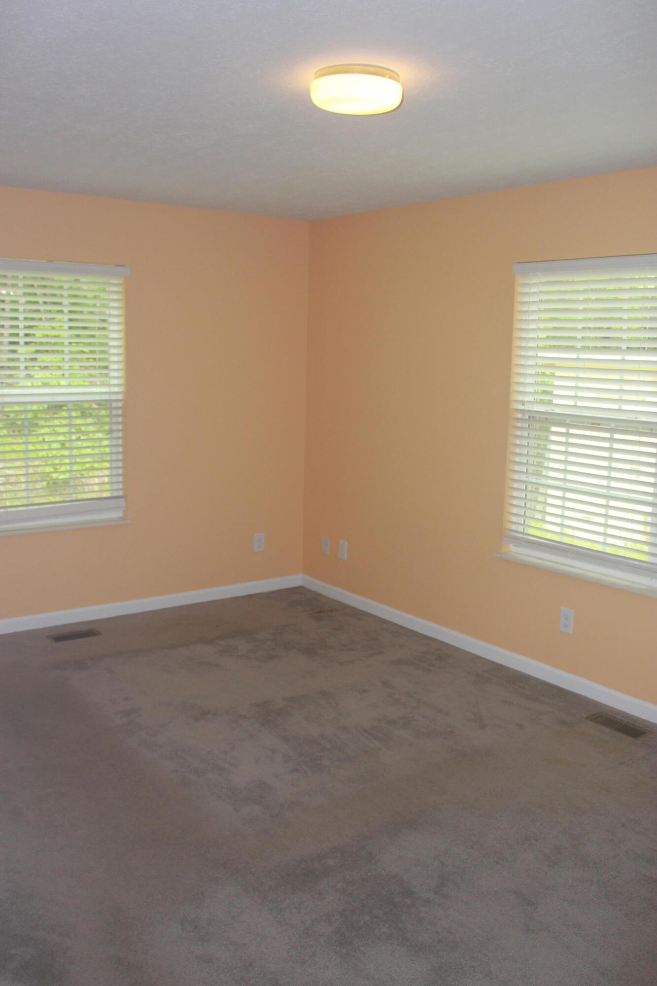 2404 Rhea Road Knoxville, TN 37920 - Photo 22 of 39 IMG_3409
