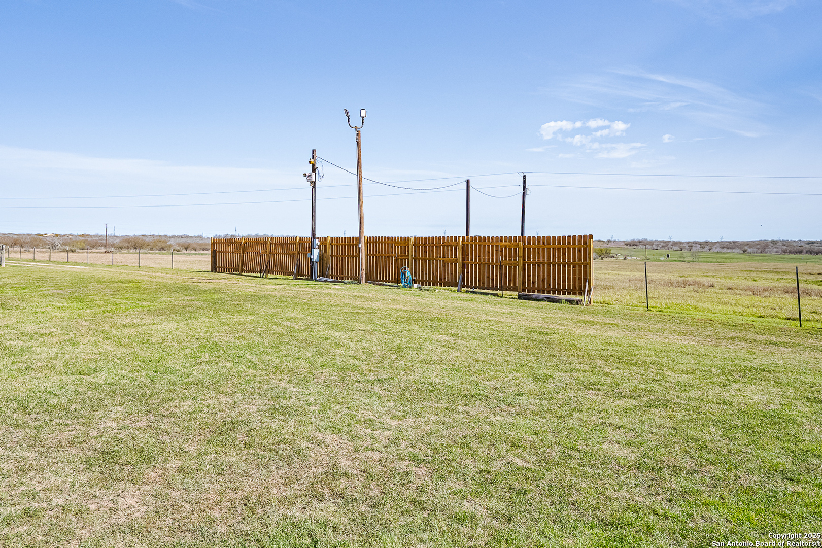 1061 County Road 156 Kenedy, TX 78119 - Photo 27 of 34 a view of a ocean view