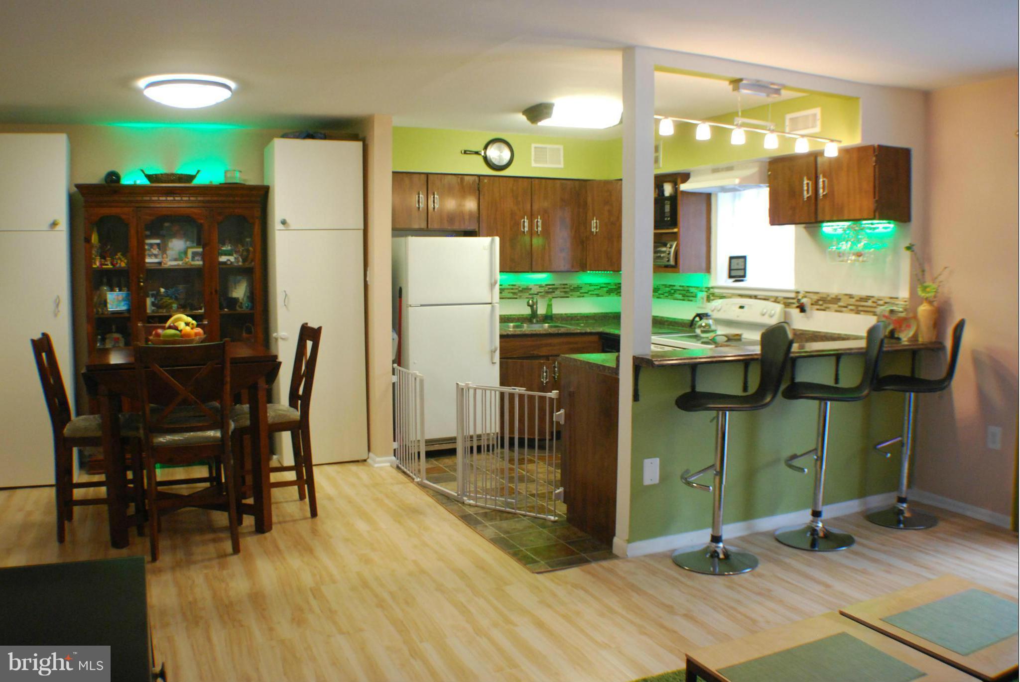 3228 Spartan Road, Unit 62 Olney, MD 20832 - Photo 9 of 19 Dining Room