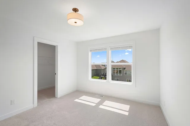 $4,500 | 11851 35th Street North, Lake Elmo, MN 55042